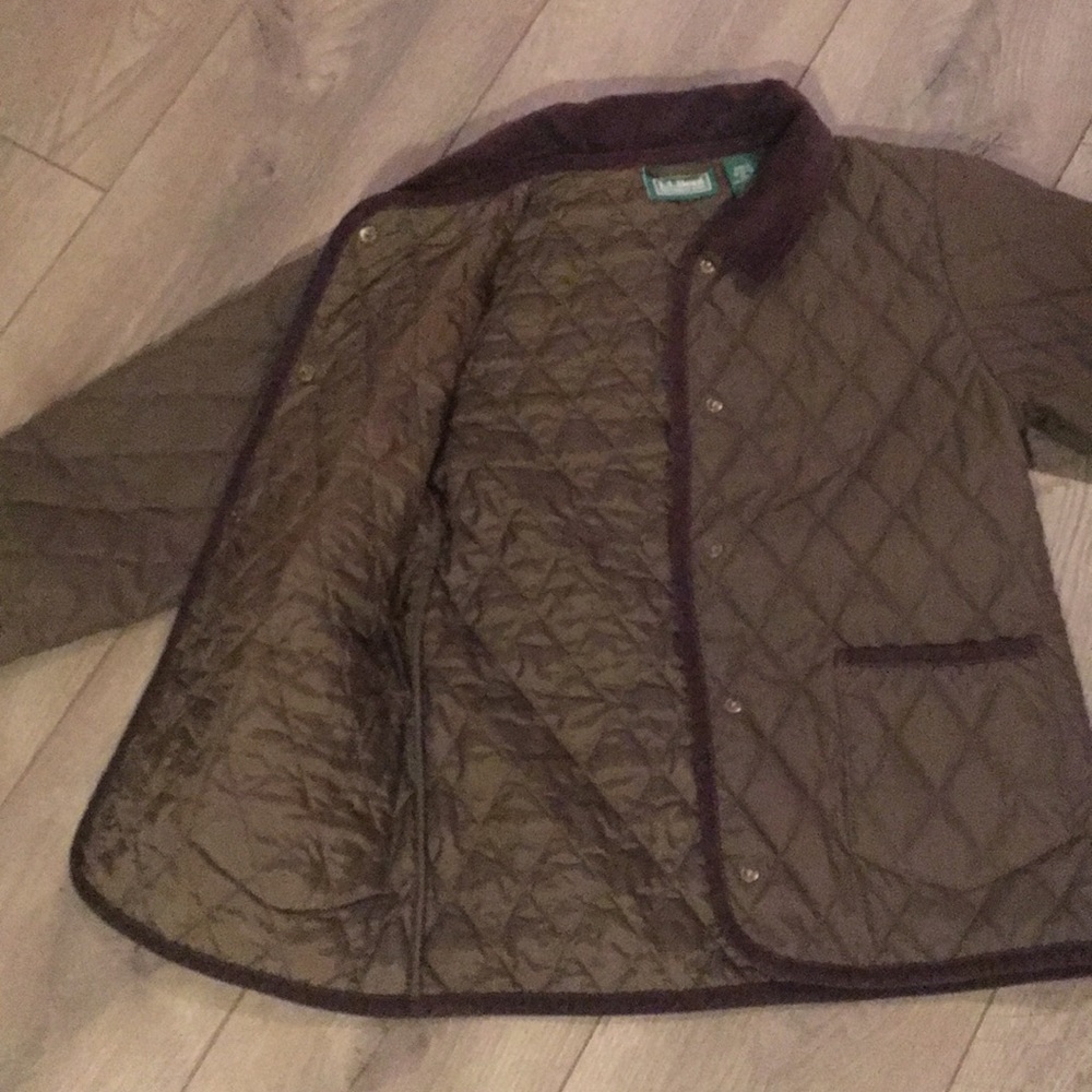 LL Bean quilted jacket - Picture 3 of 5